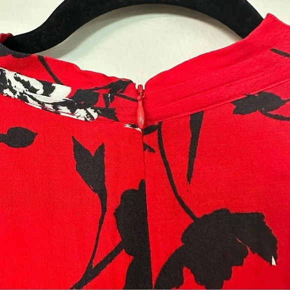 Yumi Kim Shore Thing Dress Long Sleeve V-Neck Floral Print Flowy Dress Sz S NWT - Picture 9 of 11